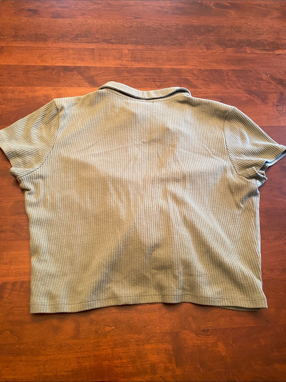 RSQ Olive Drawstring Ruched Collared Crop Top - small - Picture 4 of 4